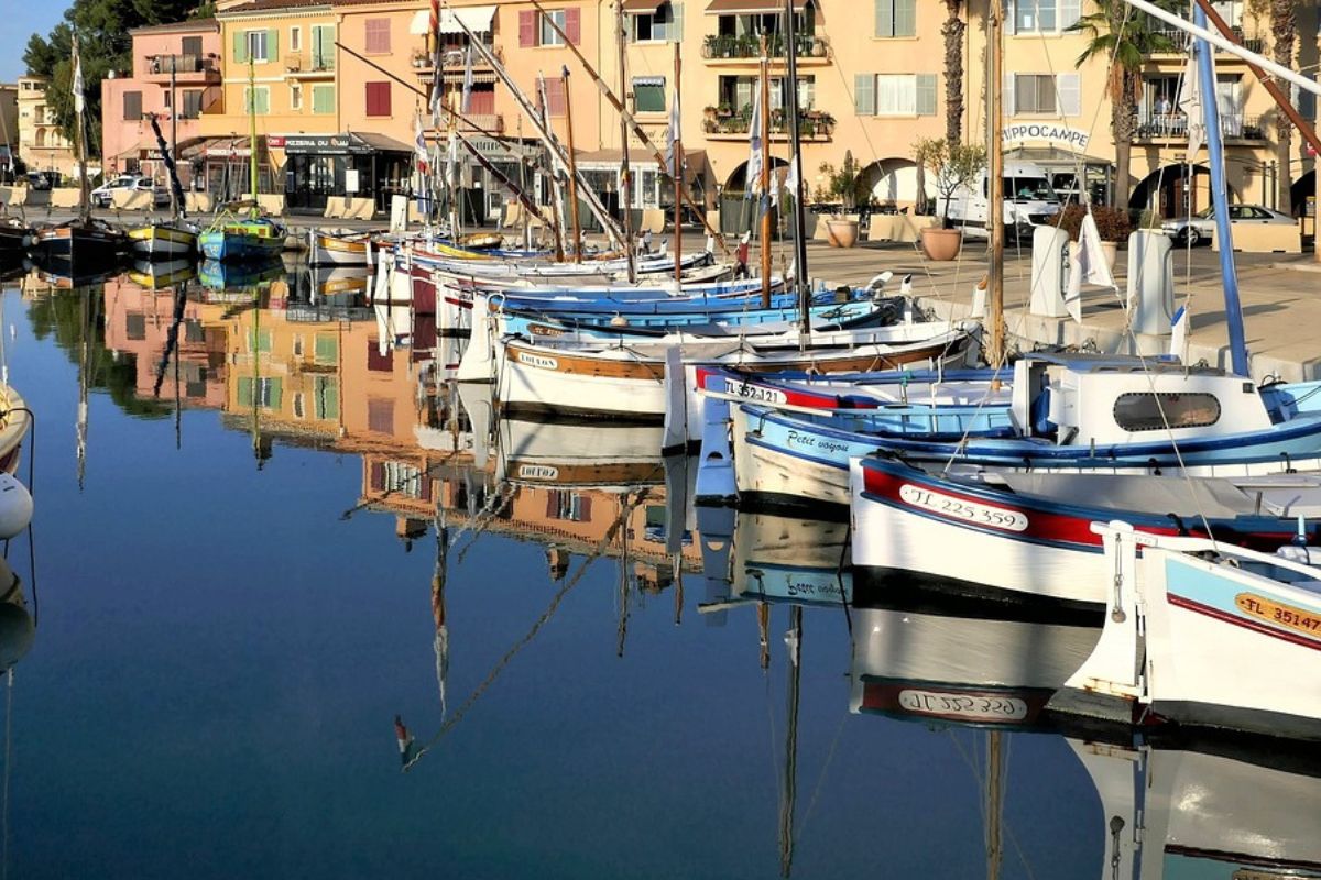 six fous sanary
