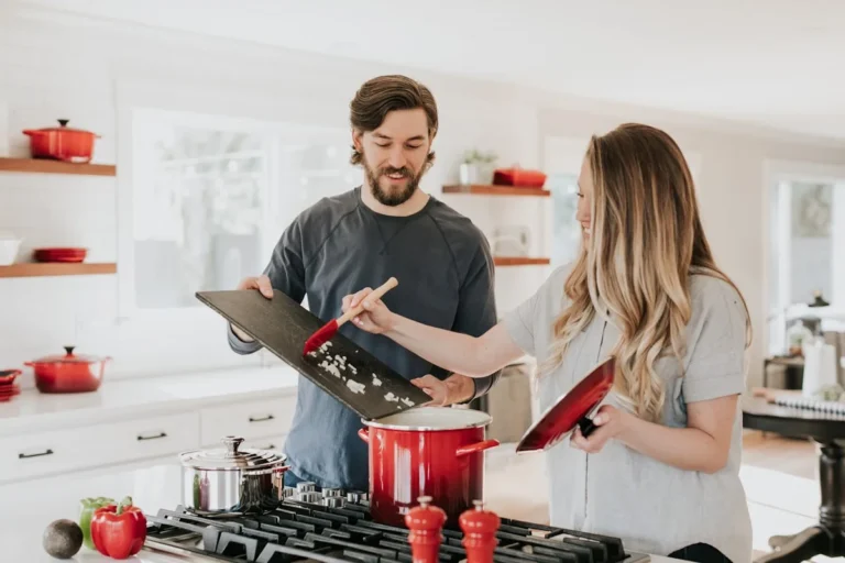 Tourisme gastronomique : comment les voyageurs découvrent les meilleures tables grâce aux vidéos en ligne